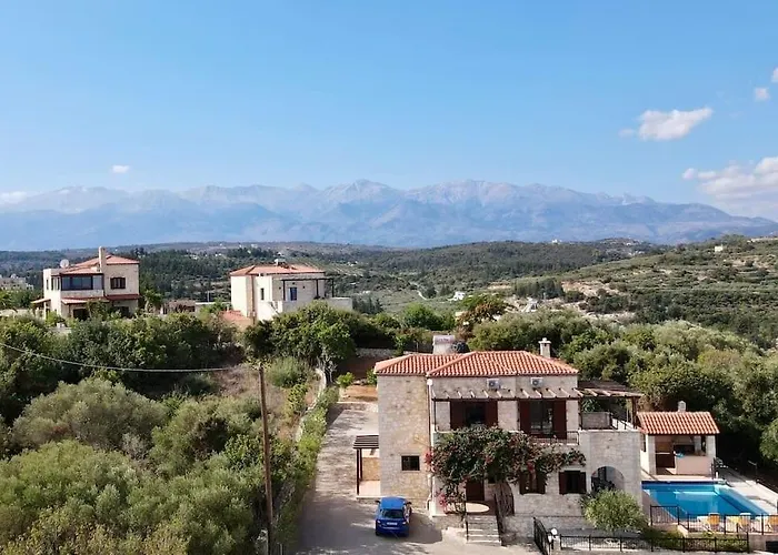 Anais Charming Stone House *