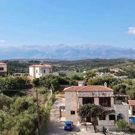 Anais Charming Stone House *