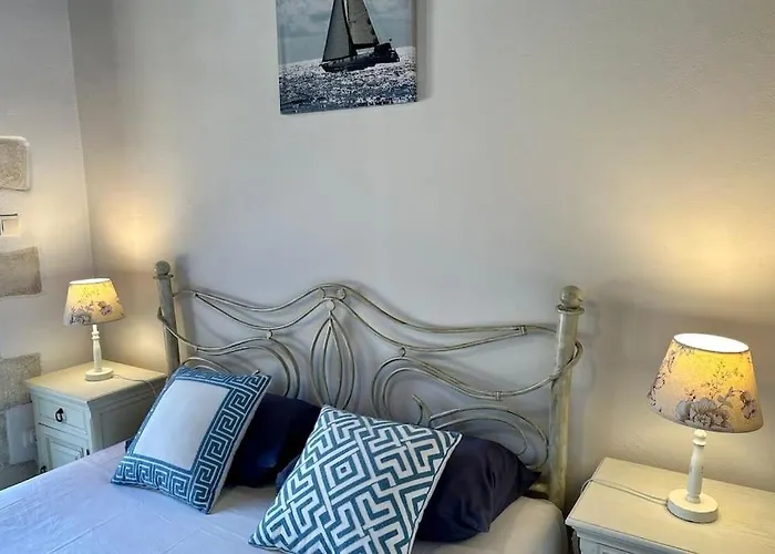 Anais Charming Stone House Villa