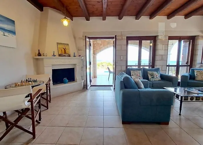 Anais Charming Stone House חאניה