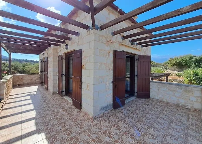 Anais Charming Stone House * خانيا