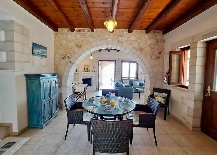 וילה Anais Charming Stone House