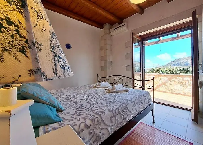 וילה Anais Charming Stone House